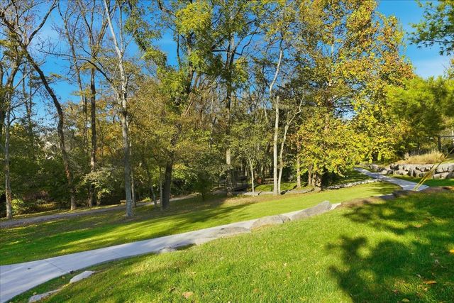 405 Waterbrook Dr, Mount Juliet, TN 37122