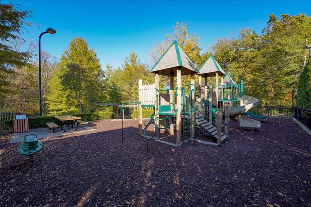 405 Waterbrook Dr, Mount Juliet, TN 37122