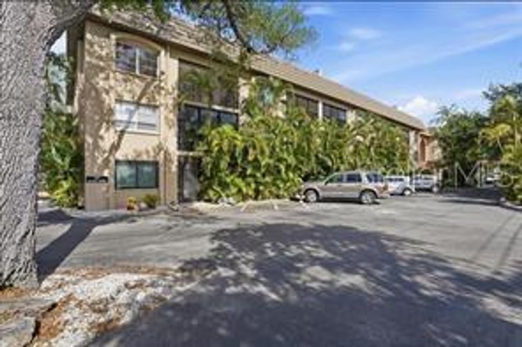 3700 S OSPREY AVENUE 212, Sarasota, FL 34239