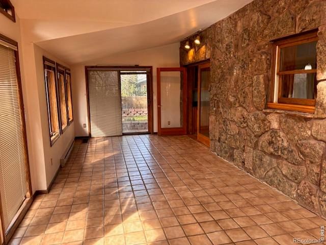 3331 Lakeview Circle, Longmont, CO 80503