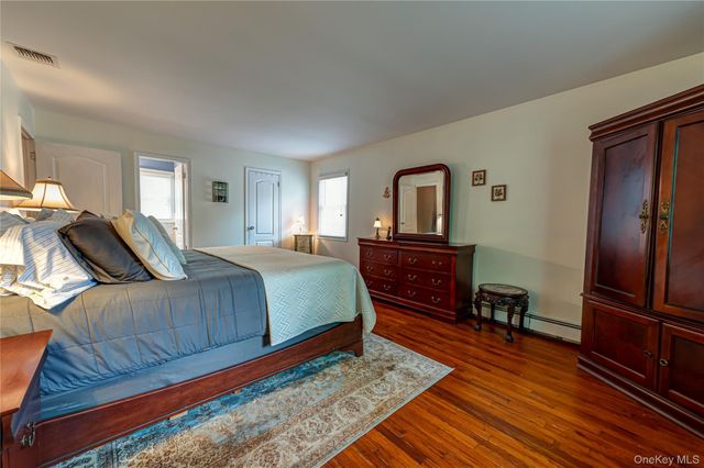 3 Thompson Hill Road, Saint James, NY 11780