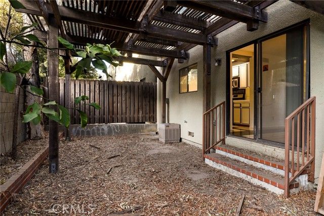 809 Temple Terrace, Los Angeles, CA 90042