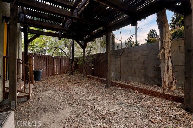 809 Temple Terrace, Los Angeles, CA 90042