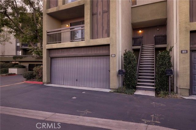 809 Temple Terrace, Los Angeles, CA 90042