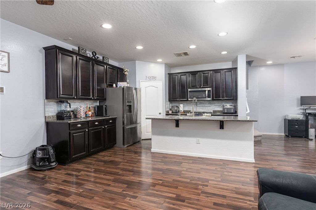 7631 Peaceful Trellis Drive, Las Vegas, NV 89179 — photo 4