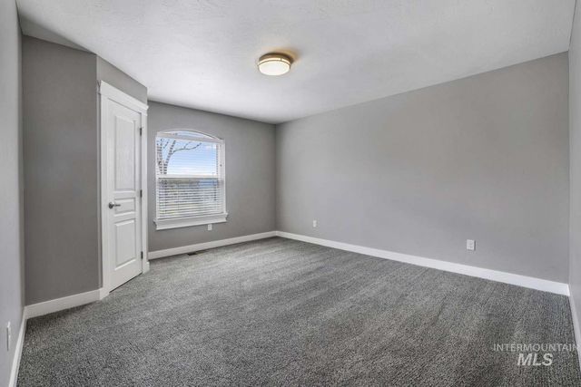3847 N Glasswing Dr, Filer, ID 83328