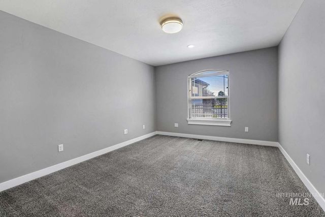 3847 N Glasswing Dr, Filer, ID 83328