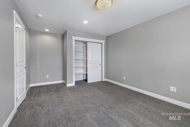 3847 N Glasswing Dr, Filer, ID 83328