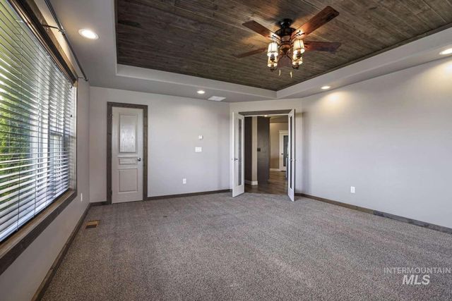 3847 N Glasswing Dr, Filer, ID 83328