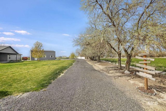 3847 N Glasswing Dr, Filer, ID 83328