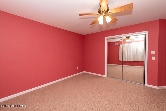 11 Ivy Hill Road, Lakewood, NJ 08701