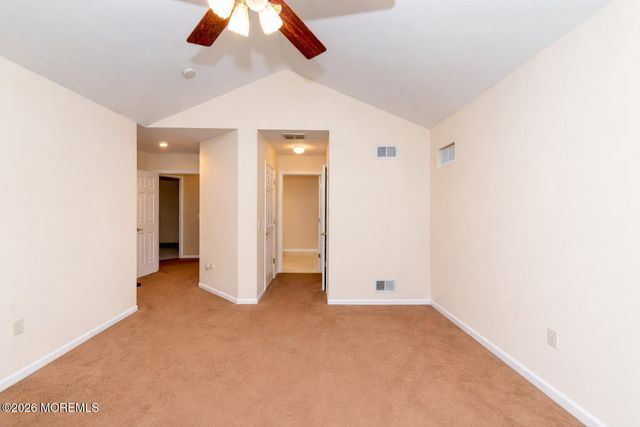 11 Ivy Hill Road, Lakewood, NJ 08701