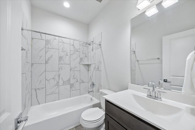 33002 Carolyns Perfection Loop, Fulshear, TX 77441