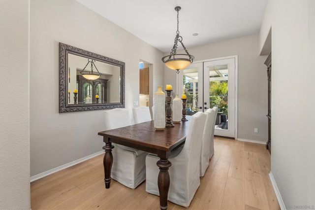 4972 Manor Ridge Ln, San Diego, CA 92130