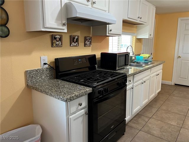 2273 Toiyabe Street, Las Vegas, NV 89156