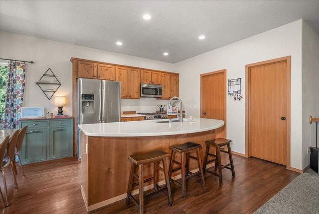 10107 N Wieber Rd, Spokane, WA 99208