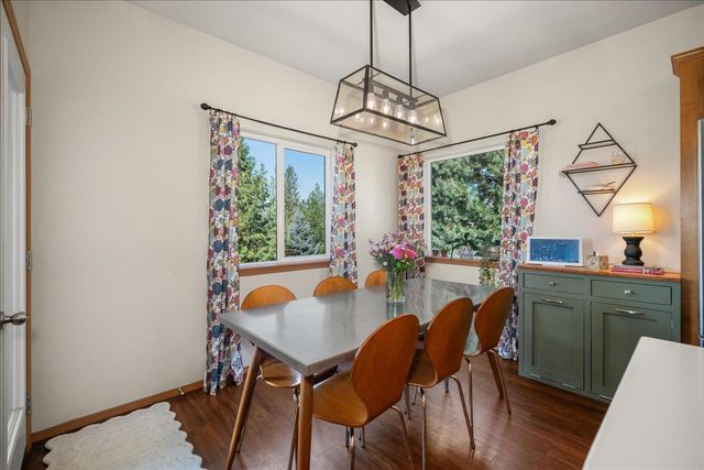 10107 N Wieber Rd, Spokane, WA 99208