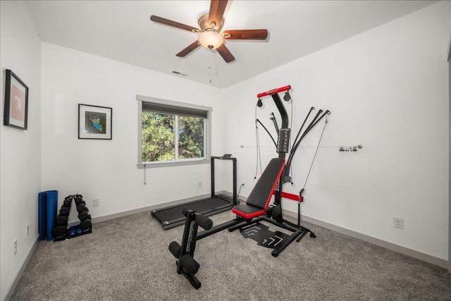 10107 N Wieber Rd, Spokane, WA 99208