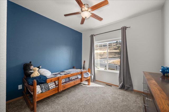 10107 N Wieber Rd, Spokane, WA 99208