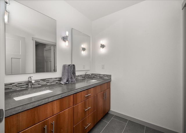 10107 N Wieber Rd, Spokane, WA 99208