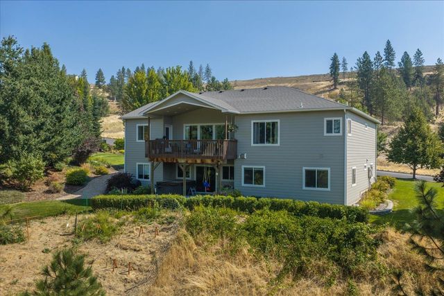 10107 N Wieber Rd, Spokane, WA 99208