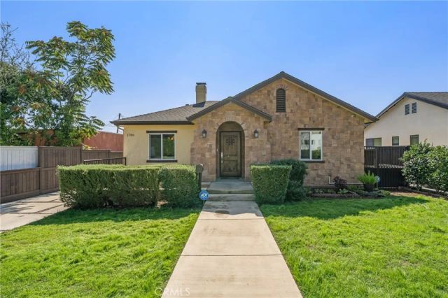 1786 Asbury Drive, Pasadena, CA 91104