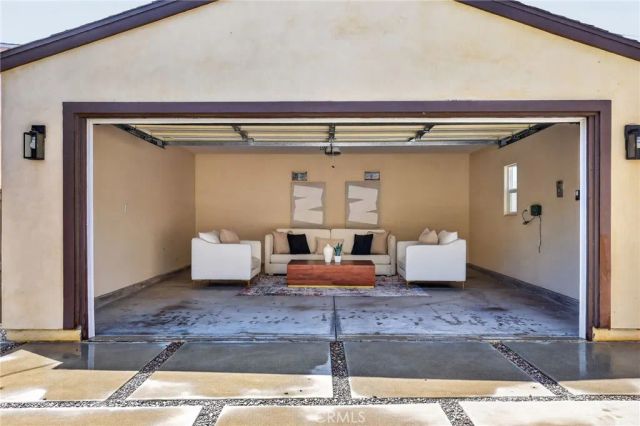 1786 Asbury Drive, Pasadena, CA 91104