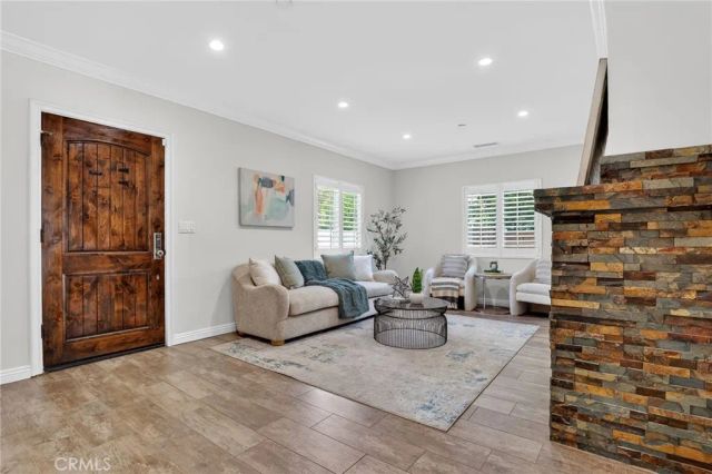 1786 Asbury Drive, Pasadena, CA 91104