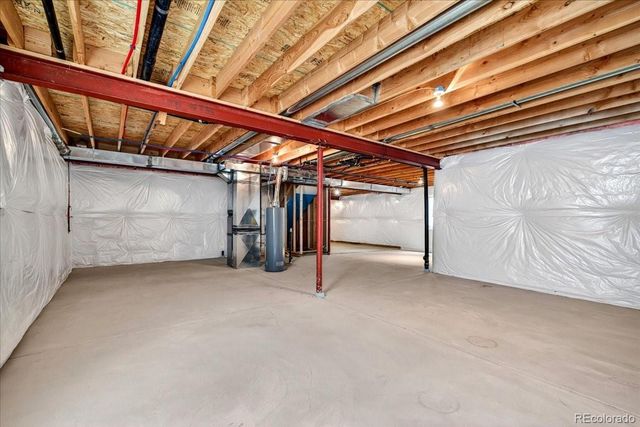 48 S 4th Avenue, Deer Trail, CO 80105