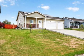 48 S 4th Avenue, Deer Trail, CO 80105