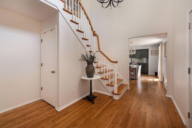 9495 N Fairway CIRCLE, Bayside, WI 53217