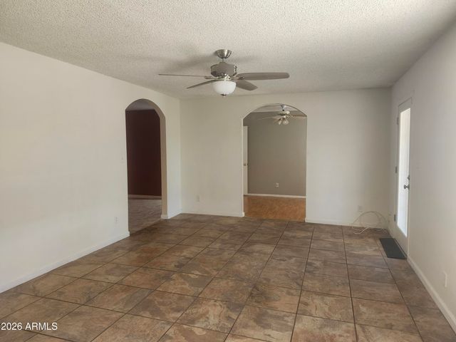 9645 N 63RD Drive, Glendale, AZ 85302