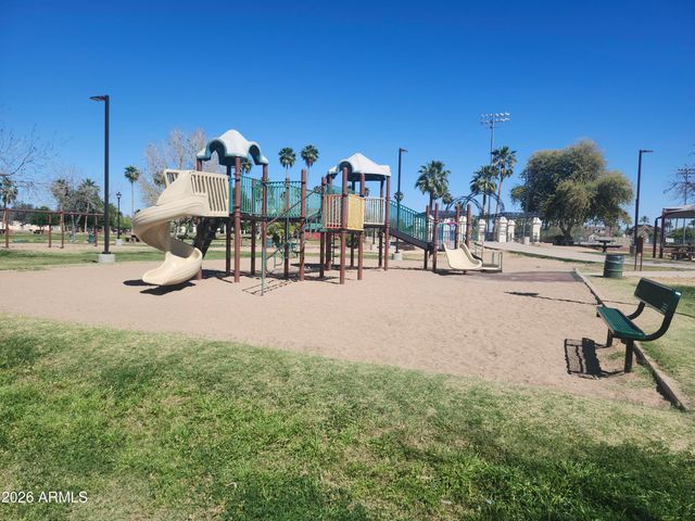 9645 N 63RD Drive, Glendale, AZ 85302