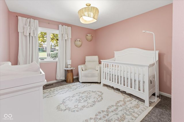 222 Bays Drive, Noblesville, IN 46062