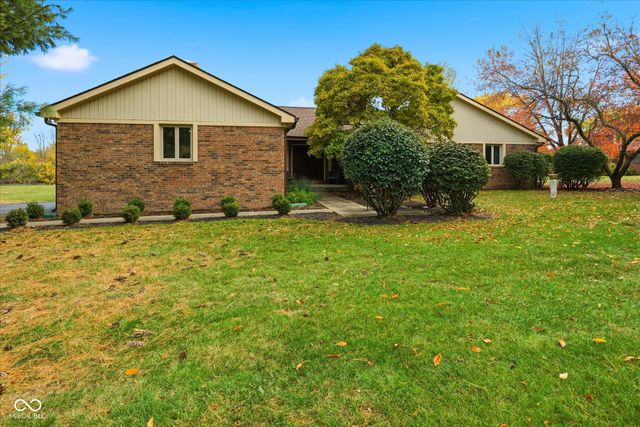 222 Bays Drive, Noblesville, IN 46062