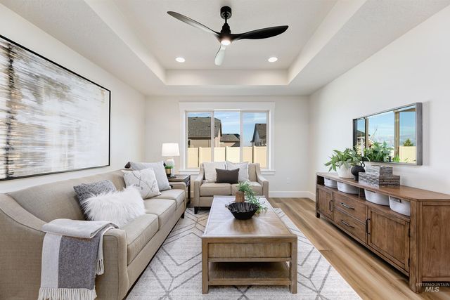 7061 S Skybreak Lane, Meridian, ID 83642