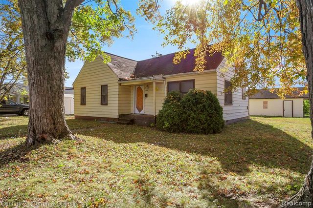 24541 Hass Street, Dearborn Heights, MI 48127