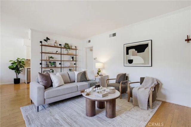 852 15th Street 5, Santa Monica, CA 90403