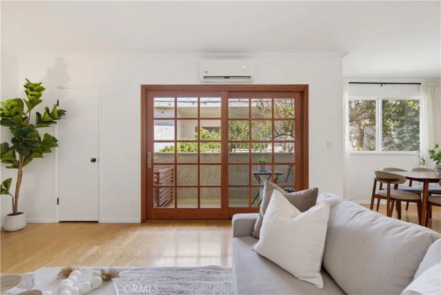 852 15th Street 5, Santa Monica, CA 90403