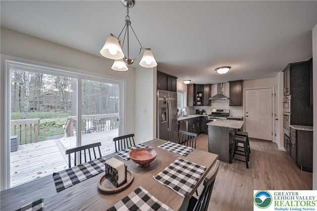 87 Delbert Drive, Covington Twp, PA 18424