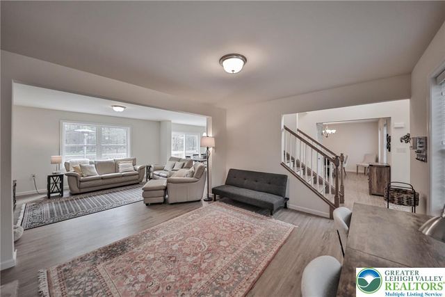 87 Delbert Drive, Covington Twp, PA 18424