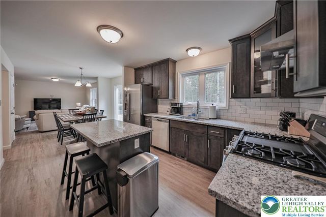 87 Delbert Drive, Covington Twp, PA 18424