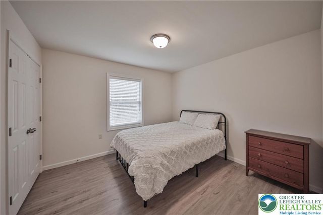 87 Delbert Drive, Covington Twp, PA 18424