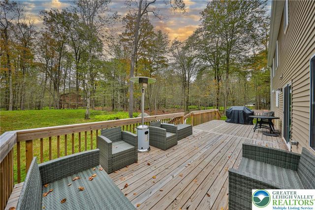 87 Delbert Drive, Covington Twp, PA 18424