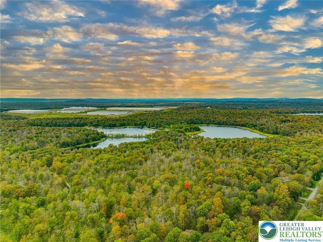 87 Delbert Drive, Covington Twp, PA 18424