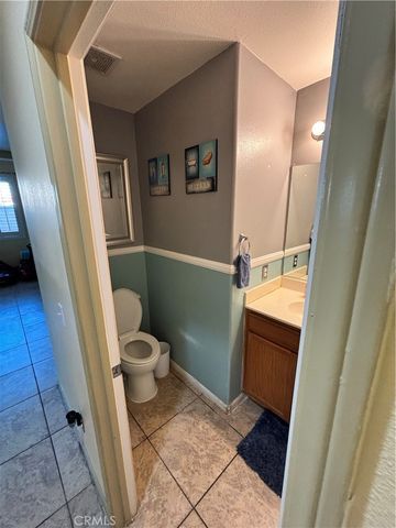 15839 Athena, Fontana, CA 92336