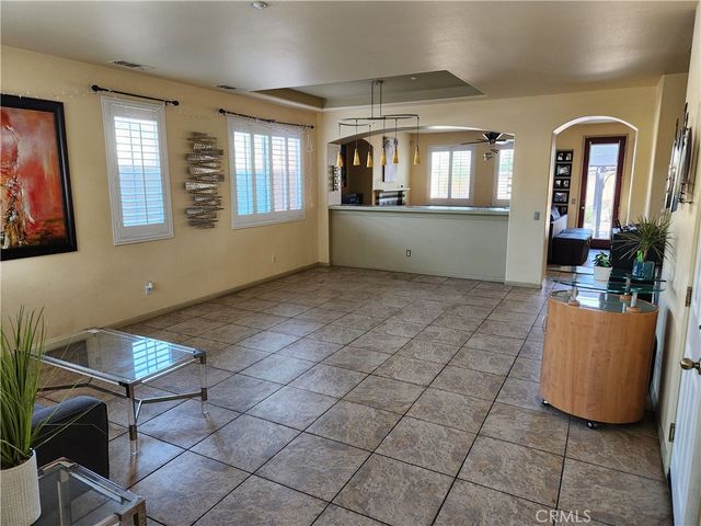 15839 Athena, Fontana, CA 92336