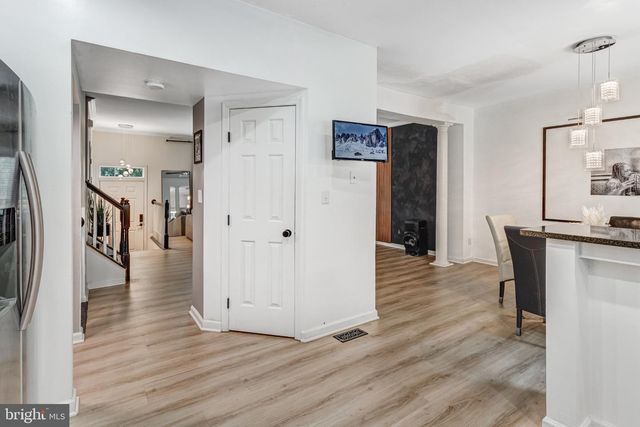 2599 GRAYTON LN, Woodbridge, VA 22191