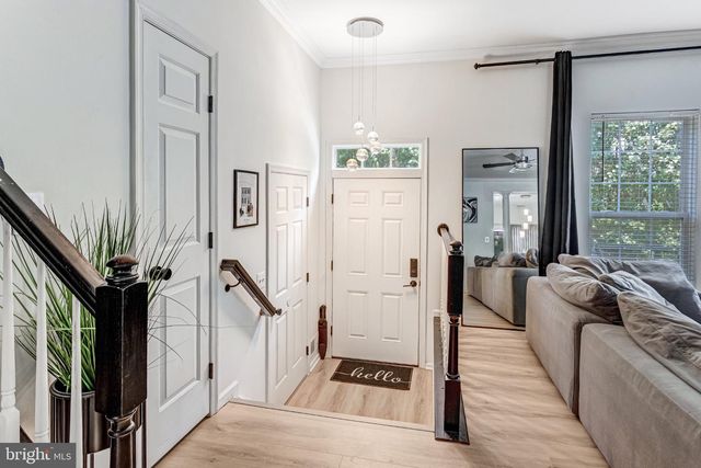 2599 GRAYTON LN, Woodbridge, VA 22191