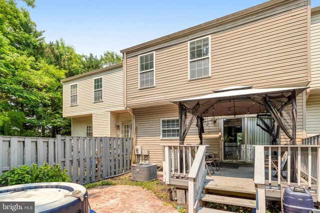 2599 GRAYTON LN, Woodbridge, VA 22191